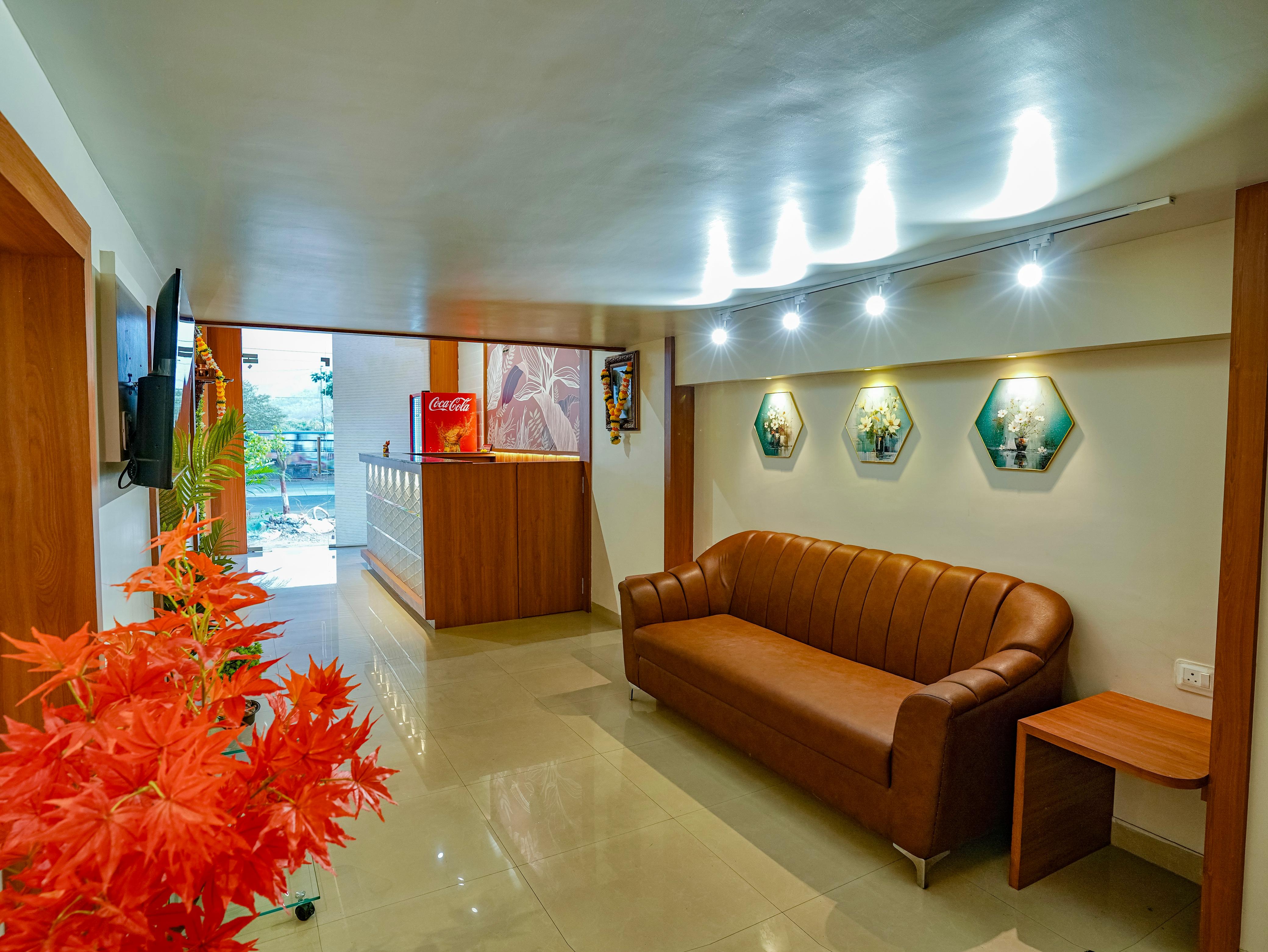 Reception area of Hotel Supreme Inn Thane
